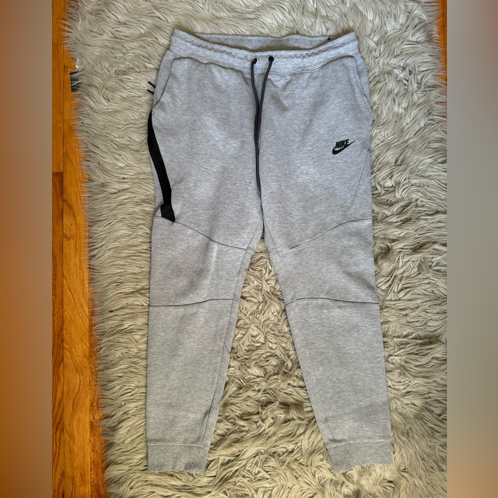 Mens Nike Tech joggers